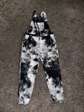 Nwot xxl Tie-Dye Black & White Women’s Overalls